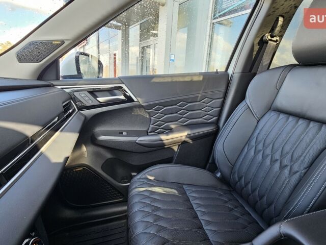 Мицубиси Аутлендер, объемом двигателя 2.49 л и пробегом 0 тыс. км за 44024 $, фото 42 на Automoto.ua