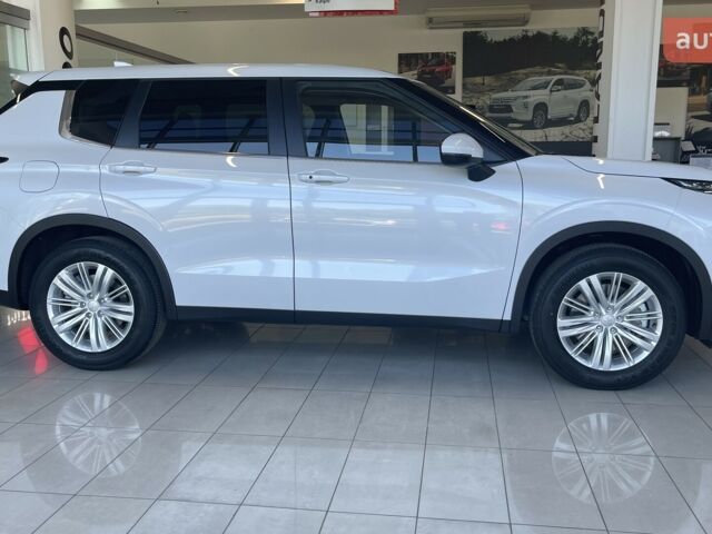 Мицубиси Аутлендер 2025 в Львове на Automoto.ua Мицубиси Аутлендер, объемом двигателя 2.49 л и пробегом 0 тыс. км за 39690 $, фото 8 на Automoto.ua