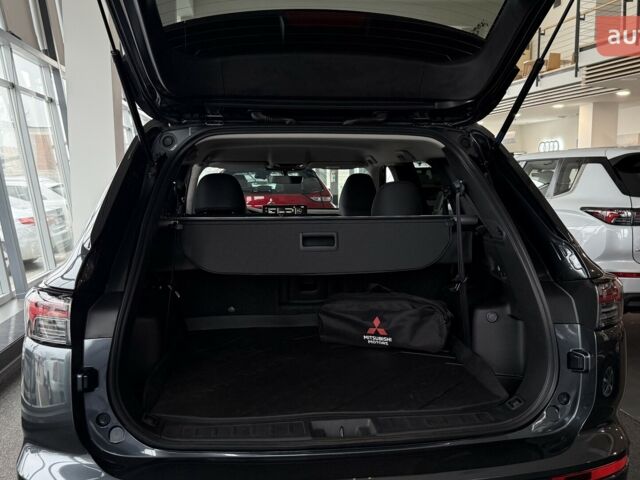 Міцубісі Аутлендер, об'ємом двигуна 2.49 л та пробігом 0 тис. км за 39446 $, фото 22 на Automoto.ua