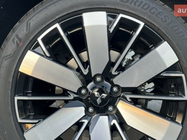 Мицубиси Аутлендер, объемом двигателя 2.49 л и пробегом 0 тыс. км за 43681 $, фото 11 на Automoto.ua