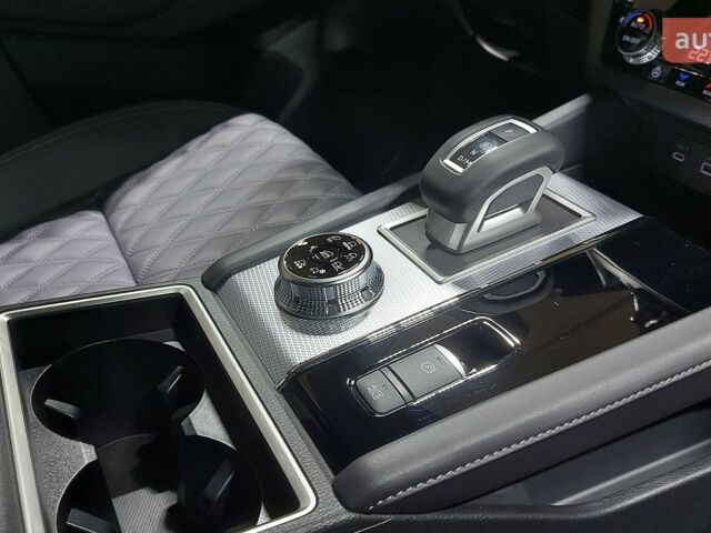 Міцубісі Аутлендер, об'ємом двигуна 2.49 л та пробігом 0 тис. км за 42462 $, фото 24 на Automoto.ua