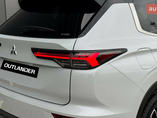 купить новое авто Мицубиси Аутлендер 2025 года от официального дилера Mitsubishi Motors Чернівці Мицубиси фото