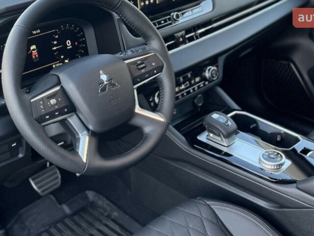 Мицубиси Аутлендер, объемом двигателя 2.49 л и пробегом 0 тыс. км за 43681 $, фото 13 на Automoto.ua