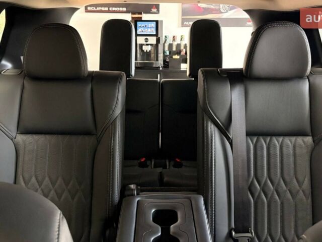 купить новое авто Мицубиси Аутлендер 2025 года от официального дилера Mitsubishi "Аеліта" Мицубиси фото