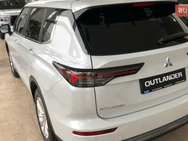 Мицубиси Аутлендер, объемом двигателя 2.49 л и пробегом 0 тыс. км за 39633 $, фото 4 на Automoto.ua