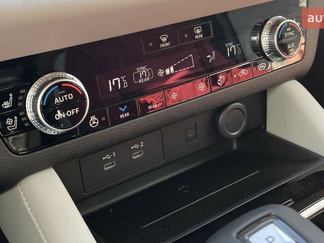 Мицубиси Аутлендер, объемом двигателя 2.49 л и пробегом 0 тыс. км за 44024 $, фото 13 на Automoto.ua