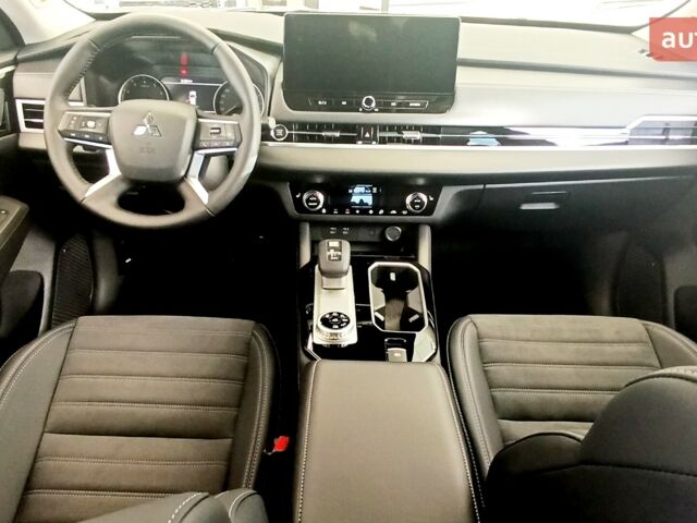Міцубісі Аутлендер, об'ємом двигуна 2.49 л та пробігом 0 тис. км за 39643 $, фото 11 на Automoto.ua