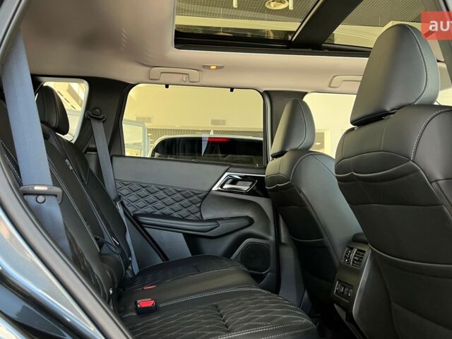 Мицубиси Аутлендер 2025 года купить новое авто Мицубиси Аутлендер 2025 года от официального дилера Автоцентр AUTO.RIA Мицубиси фото