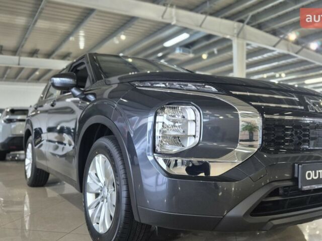 купить новое авто Мицубиси Аутлендер 2025 года от официального дилера Ньютон Авто Місто Мицубиси фото