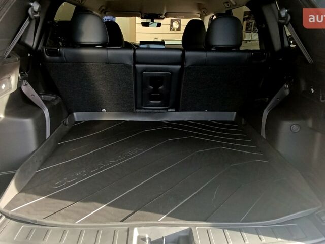 Міцубісі Аутлендер, об'ємом двигуна 2.49 л та пробігом 0 тис. км за 39643 $, фото 44 на Automoto.ua