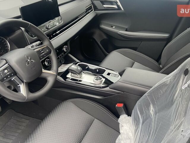 Мицубиси Аутлендер, объемом двигателя 2.49 л и пробегом 0 тыс. км за 33176 $, фото 8 на Automoto.ua