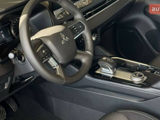 купить новое авто Мицубиси Аутлендер 2025 года от официального дилера Mitsubishi Арма Моторс Мицубиси фото