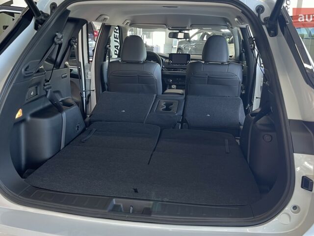 Мицубиси Аутлендер 2025 в Львове на Automoto.ua Мицубиси Аутлендер, объемом двигателя 2.49 л и пробегом 0 тыс. км за 39690 $, фото 43 на Automoto.ua