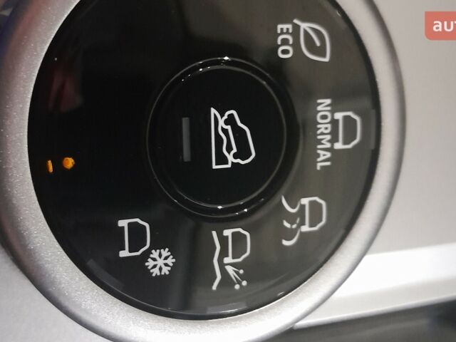 купить новое авто Мицубиси Аутлендер 2025 года от официального дилера Ньютон Авто Місто Мицубиси фото