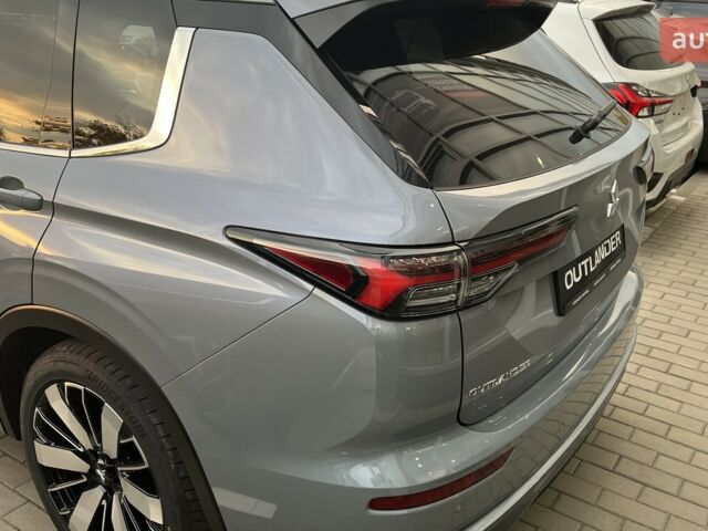 Мицубиси Аутлендер, объемом двигателя 2.49 л и пробегом 0 тыс. км за 44024 $, фото 3 на Automoto.ua