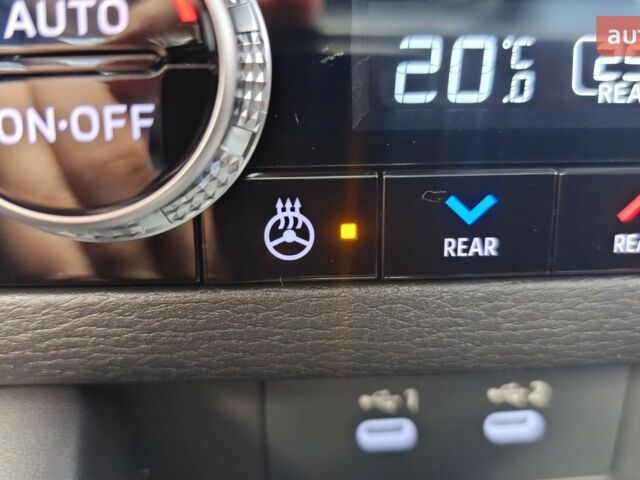 Мицубиси Аутлендер, объемом двигателя 2.49 л и пробегом 0 тыс. км за 44003 $, фото 34 на Automoto.ua