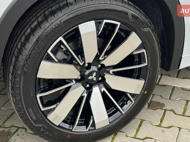 купить новое авто Мицубиси Аутлендер 2025 года от официального дилера Mitsubishi Motors Чернівці Мицубиси фото