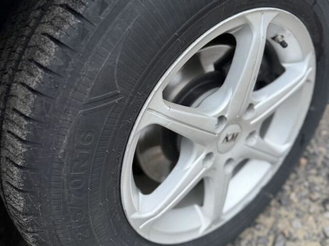 Серый Мицубиси Аутлендер, объемом двигателя 2.4 л и пробегом 150 тыс. км за 10900 $, фото 10 на Automoto.ua