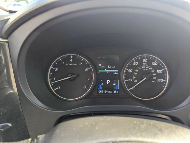 Серый Мицубиси Аутлендер, объемом двигателя 2.4 л и пробегом 142 тыс. км за 15999 $, фото 9 на Automoto.ua