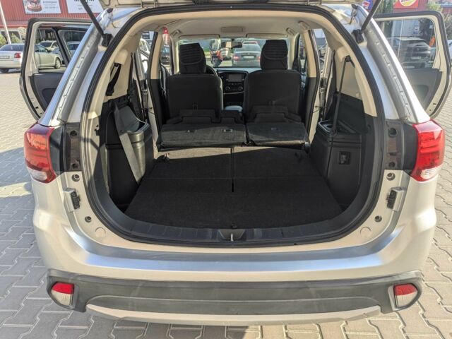 Серый Мицубиси Аутлендер, объемом двигателя 2.4 л и пробегом 142 тыс. км за 15999 $, фото 13 на Automoto.ua