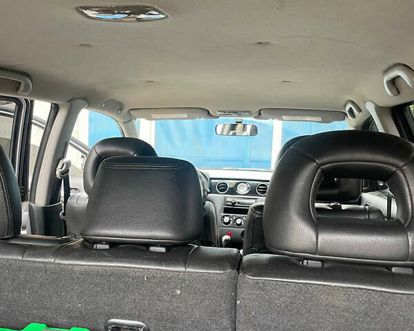 Сірий Міцубісі Аутлендер, об'ємом двигуна 2 л та пробігом 252 тис. км за 4600 $, фото 25 на Automoto.ua