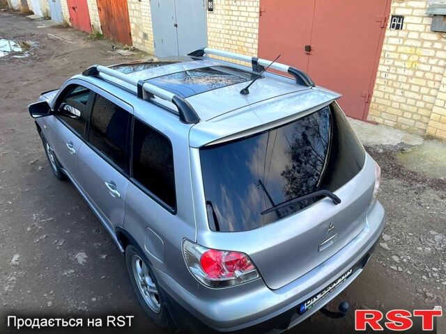 Сірий Міцубісі Аутлендер, об'ємом двигуна 2 л та пробігом 333 тис. км за 4850 $, фото 7 на Automoto.ua