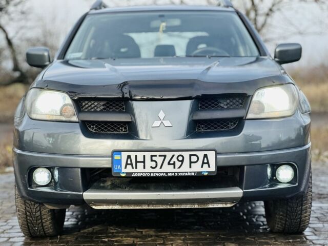 Сірий Міцубісі Аутлендер, об'ємом двигуна 2 л та пробігом 280 тис. км за 3500 $, фото 2 на Automoto.ua