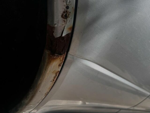 Сірий Міцубісі Аутлендер, об'ємом двигуна 2.4 л та пробігом 285 тис. км за 4400 $, фото 1 на Automoto.ua