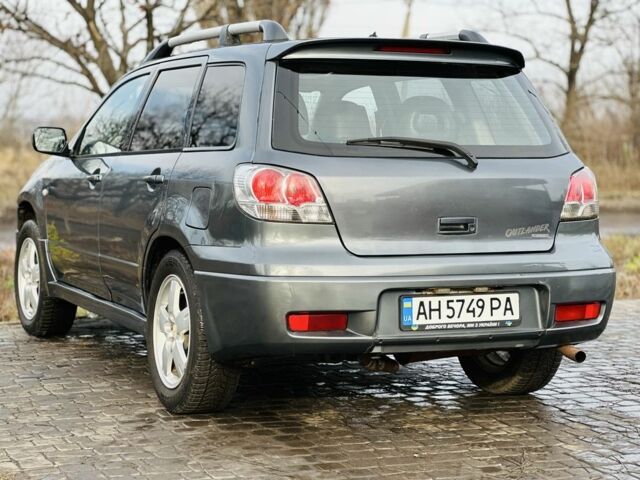 Сірий Міцубісі Аутлендер, об'ємом двигуна 2 л та пробігом 280 тис. км за 3500 $, фото 3 на Automoto.ua