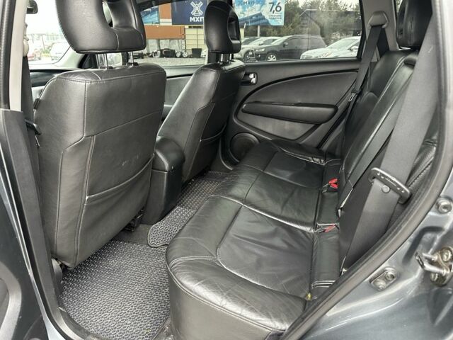 Серый Мицубиси Аутлендер, объемом двигателя 0 л и пробегом 265 тыс. км за 6300 $, фото 6 на Automoto.ua