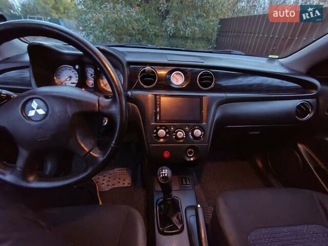 Мицубиси Аутлендер 2003 в Миргороде на Automoto.ua Серый Мицубиси Аутлендер, объемом двигателя 2 л и пробегом 354 тыс. км за 5000 $, фото 6 на Automoto.ua