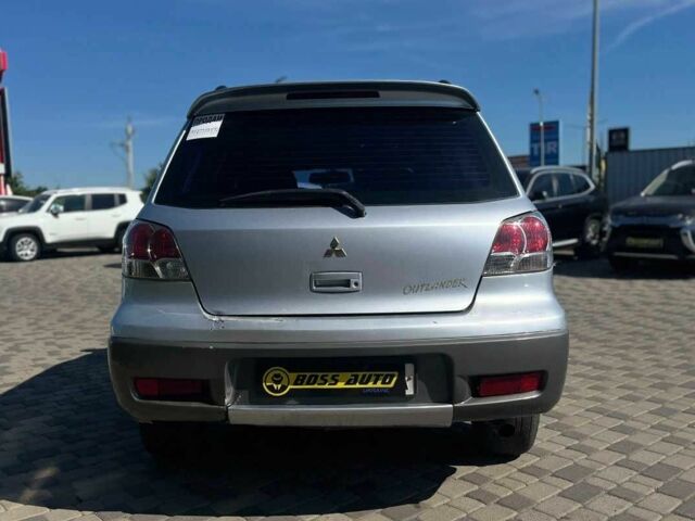 Серый Мицубиси Аутлендер, объемом двигателя 2.4 л и пробегом 240 тыс. км за 5700 $, фото 5 на Automoto.ua