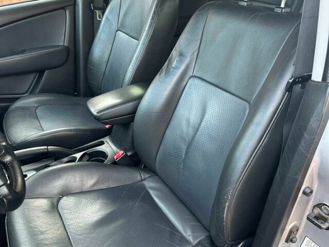 Серый Мицубиси Аутлендер, объемом двигателя 2.4 л и пробегом 221 тыс. км за 5550 $, фото 10 на Automoto.ua