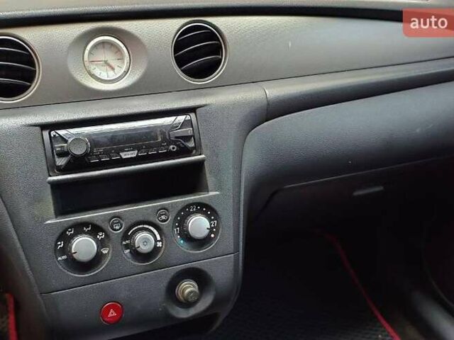 Серый Мицубиси Аутлендер, объемом двигателя 2.38 л и пробегом 266 тыс. км за 6399 $, фото 14 на Automoto.ua