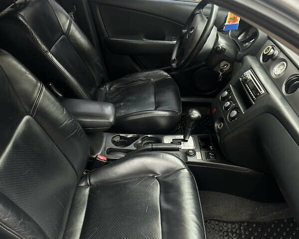 Сірий Міцубісі Аутлендер, об'ємом двигуна 2.38 л та пробігом 303 тис. км за 5200 $, фото 16 на Automoto.ua