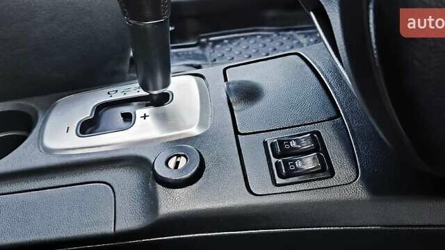 Серый Мицубиси Аутлендер, объемом двигателя 2.38 л и пробегом 228 тыс. км за 7900 $, фото 12 на Automoto.ua