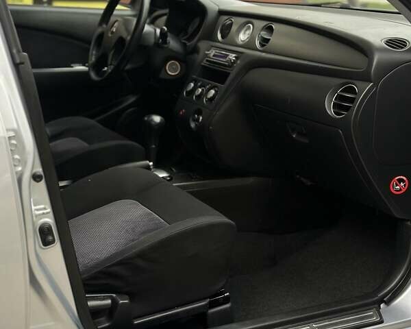 Сірий Міцубісі Аутлендер, об'ємом двигуна 2.4 л та пробігом 98 тис. км за 7199 $, фото 83 на Automoto.ua