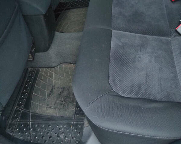 Сірий Міцубісі Аутлендер, об'ємом двигуна 2.4 л та пробігом 98 тис. км за 6800 $, фото 3 на Automoto.ua