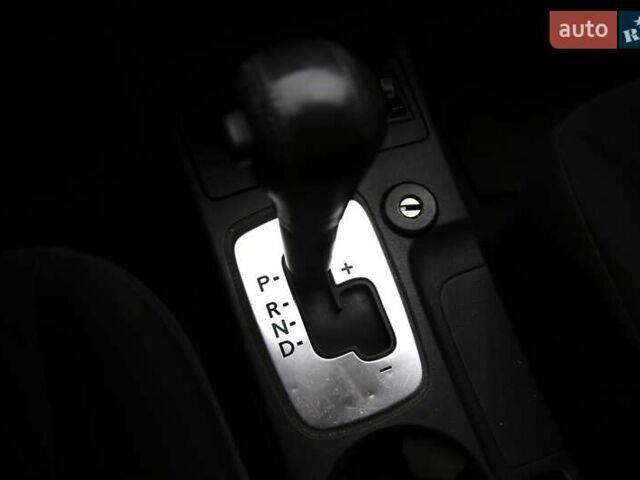 Серый Мицубиси Аутлендер, объемом двигателя 2.4 л и пробегом 171 тыс. км за 8200 $, фото 14 на Automoto.ua