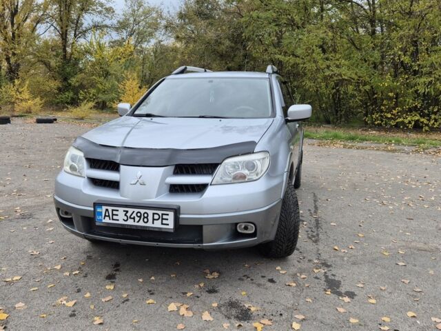 Міцубісі Аутлендер 2006 у Кривому Розі на Automoto.ua Сірий Міцубісі Аутлендер, об'ємом двигуна 2.4 л та пробігом 230 тис. км за 6700 $, фото 1 на Automoto.ua