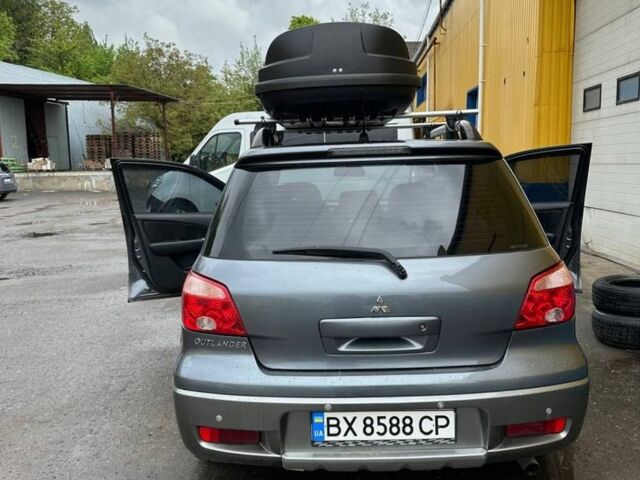 Мицубиси Аутлендер 2006 в Хмельницком на Automoto.ua Серый Мицубиси Аутлендер, объемом двигателя 2.4 л и пробегом 240 тыс. км за 6500 $, фото 10 на Automoto.ua