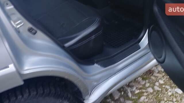 Серый Мицубиси Аутлендер, объемом двигателя 2.4 л и пробегом 261 тыс. км за 5700 $, фото 31 на Automoto.ua