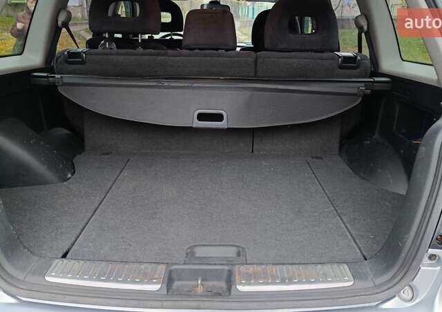 Сірий Міцубісі Аутлендер, об'ємом двигуна 2 л та пробігом 312 тис. км за 8300 $, фото 9 на Automoto.ua