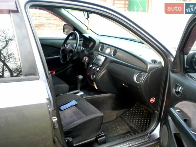 Серый Мицубиси Аутлендер, объемом двигателя 2.4 л и пробегом 235 тыс. км за 6500 $, фото 11 на Automoto.ua