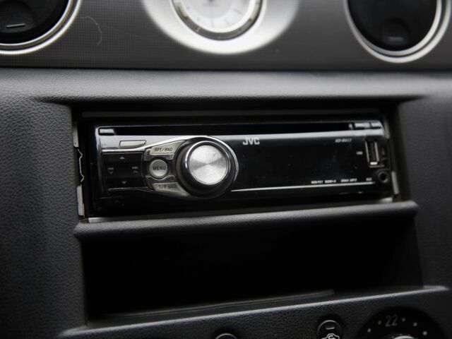 Серый Мицубиси Аутлендер, объемом двигателя 2.4 л и пробегом 171 тыс. км за 8200 $, фото 16 на Automoto.ua