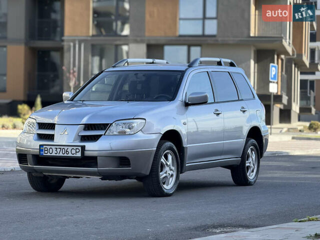 Сірий Міцубісі Аутлендер, об'ємом двигуна 2 л та пробігом 235 тис. км за 5200 $, фото 6 на Automoto.ua