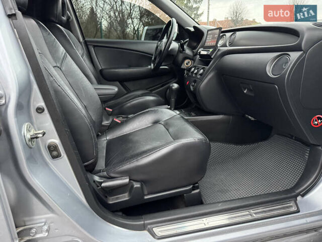 Серый Мицубиси Аутлендер, объемом двигателя 2.38 л и пробегом 204 тыс. км за 6990 $, фото 18 на Automoto.ua