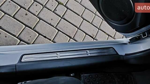 Серый Мицубиси Аутлендер, объемом двигателя 2.38 л и пробегом 228 тыс. км за 7900 $, фото 4 на Automoto.ua