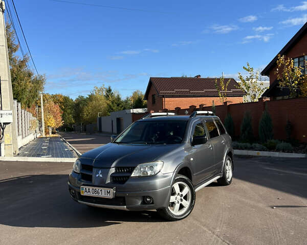 Мицубиси Аутлендер 2007 в Киеве на Automoto.ua Серый Мицубиси Аутлендер, объемом двигателя 2.4 л и пробегом 291 тыс. км за 6500 $, фото 15 на Automoto.ua