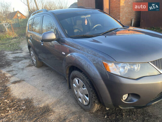 Серый Мицубиси Аутлендер, объемом двигателя 1.97 л и пробегом 257 тыс. км за 9000 $, фото 10 на Automoto.ua
